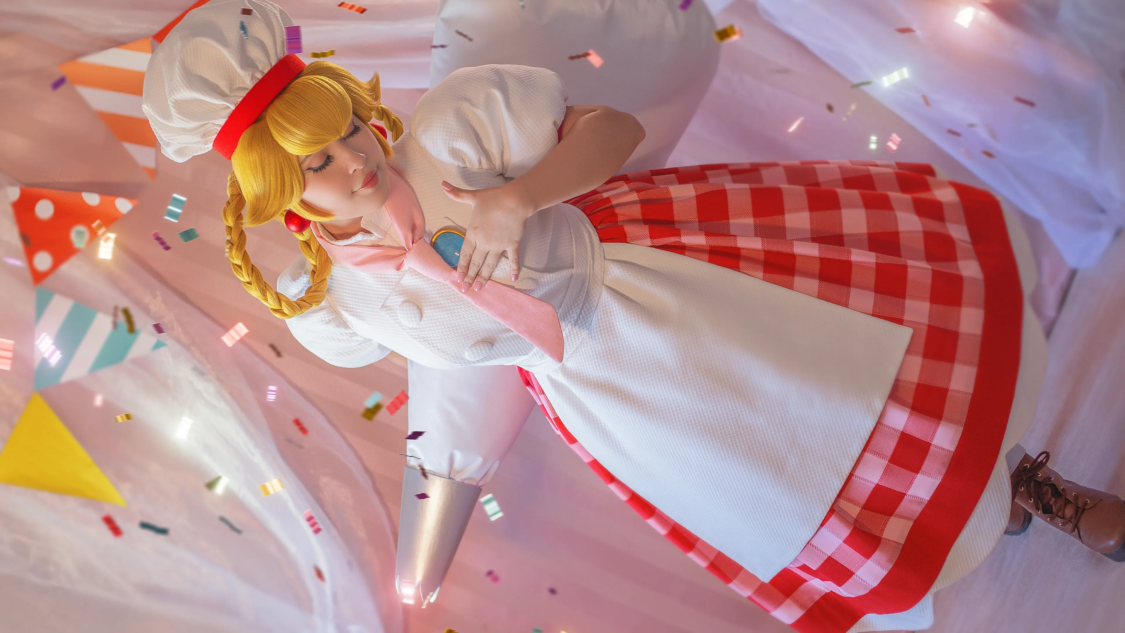 Layze Michelle — cosplay Princess Peach Patissiere (Princess Peach Showtime!)